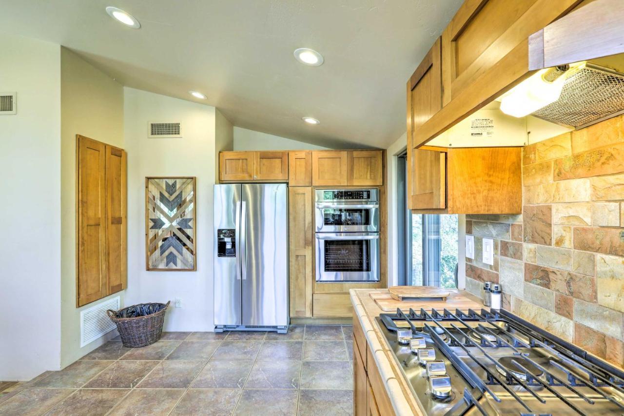 Bright Sedona Home With Deck And Mountain Views! Dış mekan fotoğraf