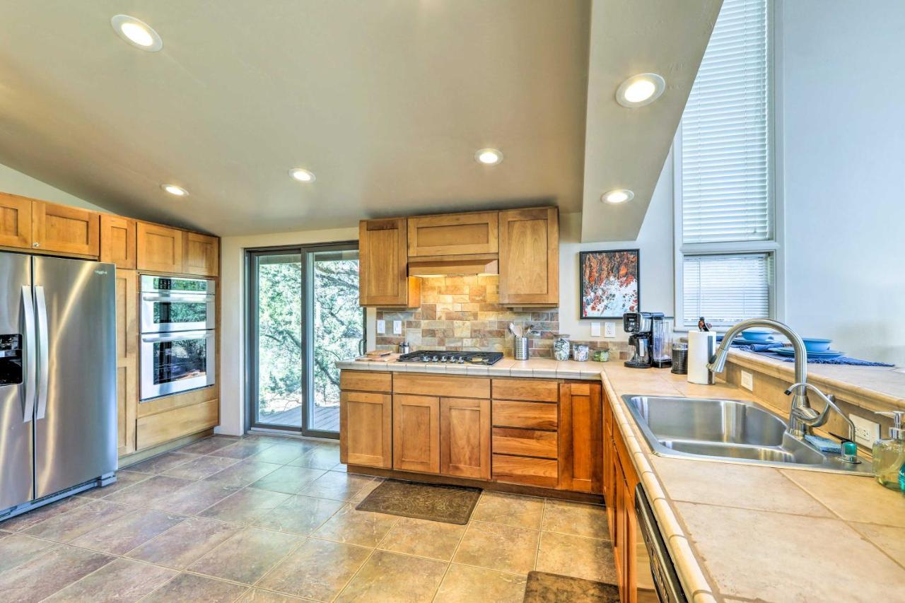 Bright Sedona Home With Deck And Mountain Views! Dış mekan fotoğraf